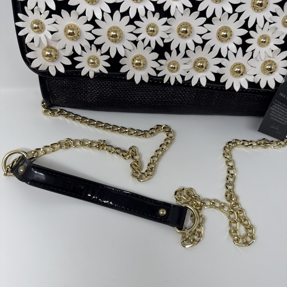 Lulu Guinness Handbag Loves Me Loves Me Not Oversized Clutch Black Daisy's NWT - Picture 4 of 9